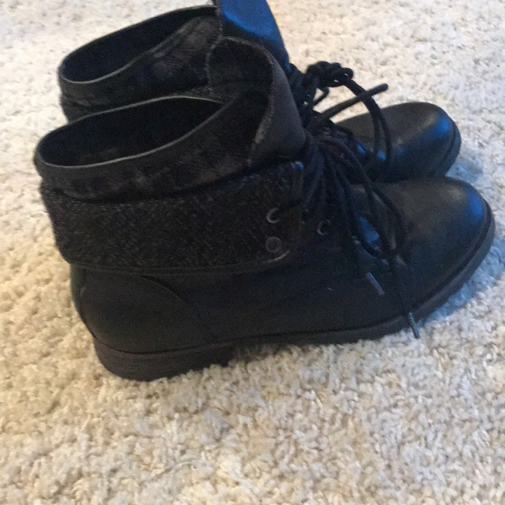 Black boots